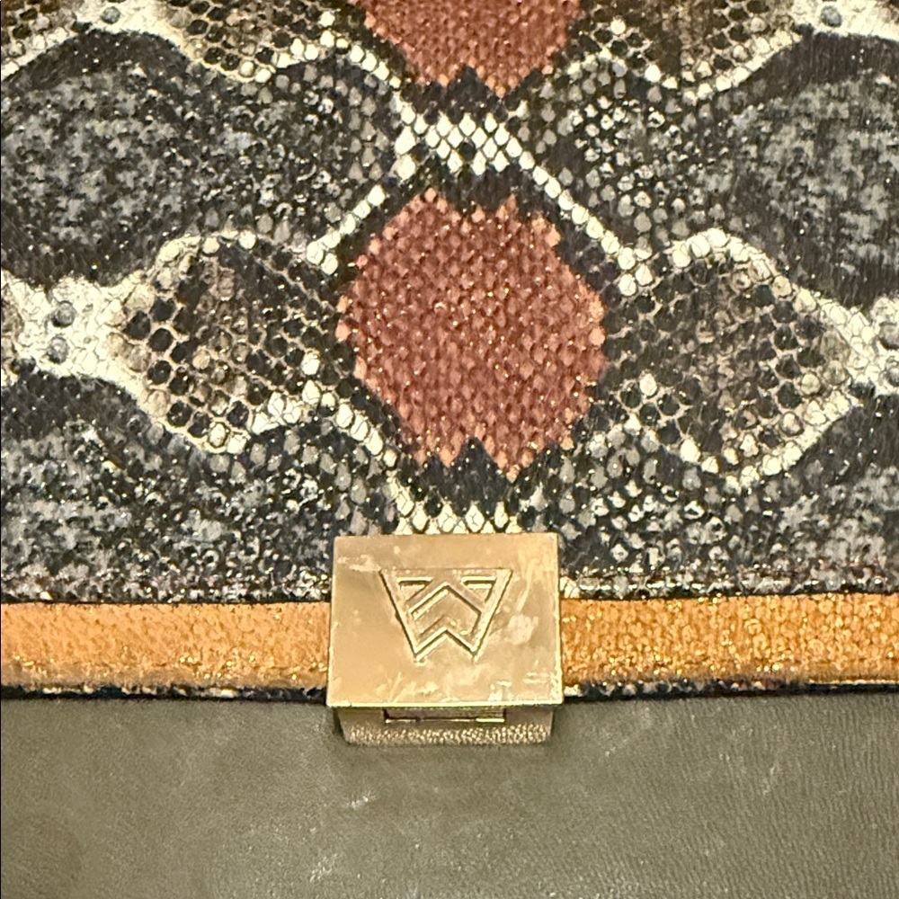 Kelly Wynne designer Olive and Python Print Satchel - Picture 10 of 13